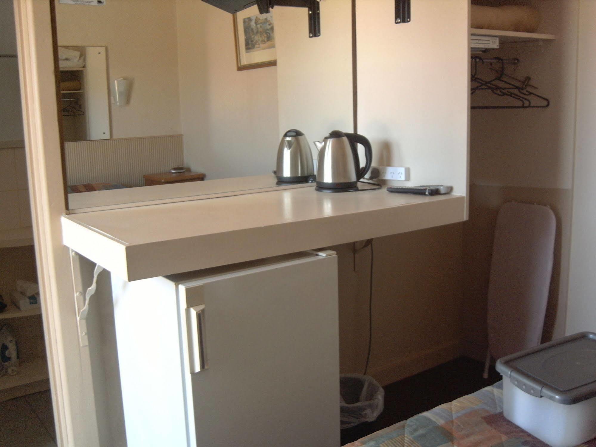 Travellers Rest Motel Bairnsdale Esterno foto