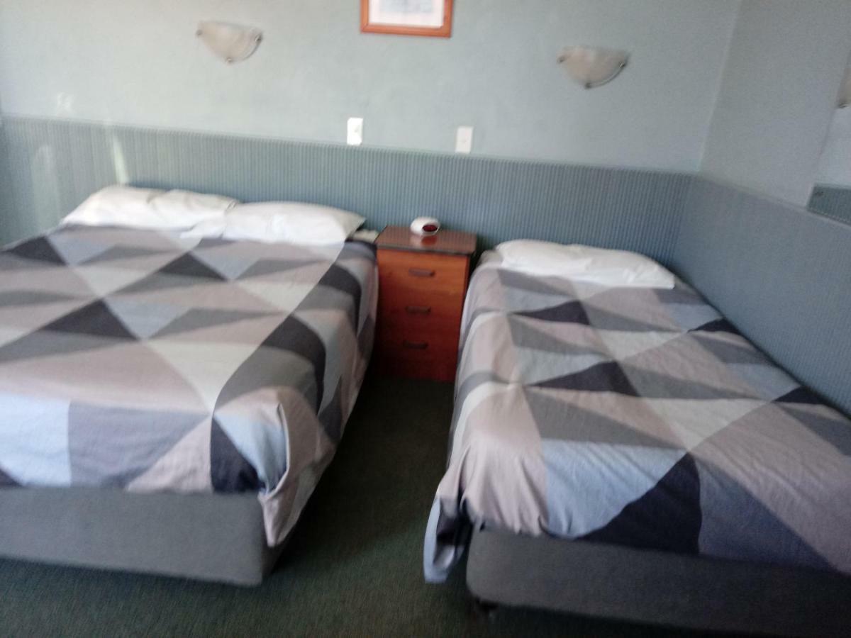 Travellers Rest Motel Bairnsdale Esterno foto